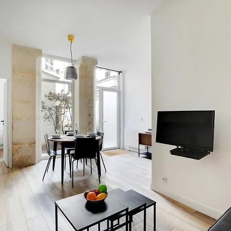 Apartment Chic -2br-6p- Oberkampf-republique Paris